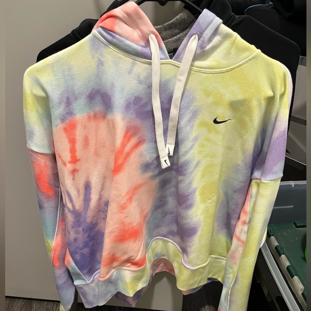 New Nike hoodie